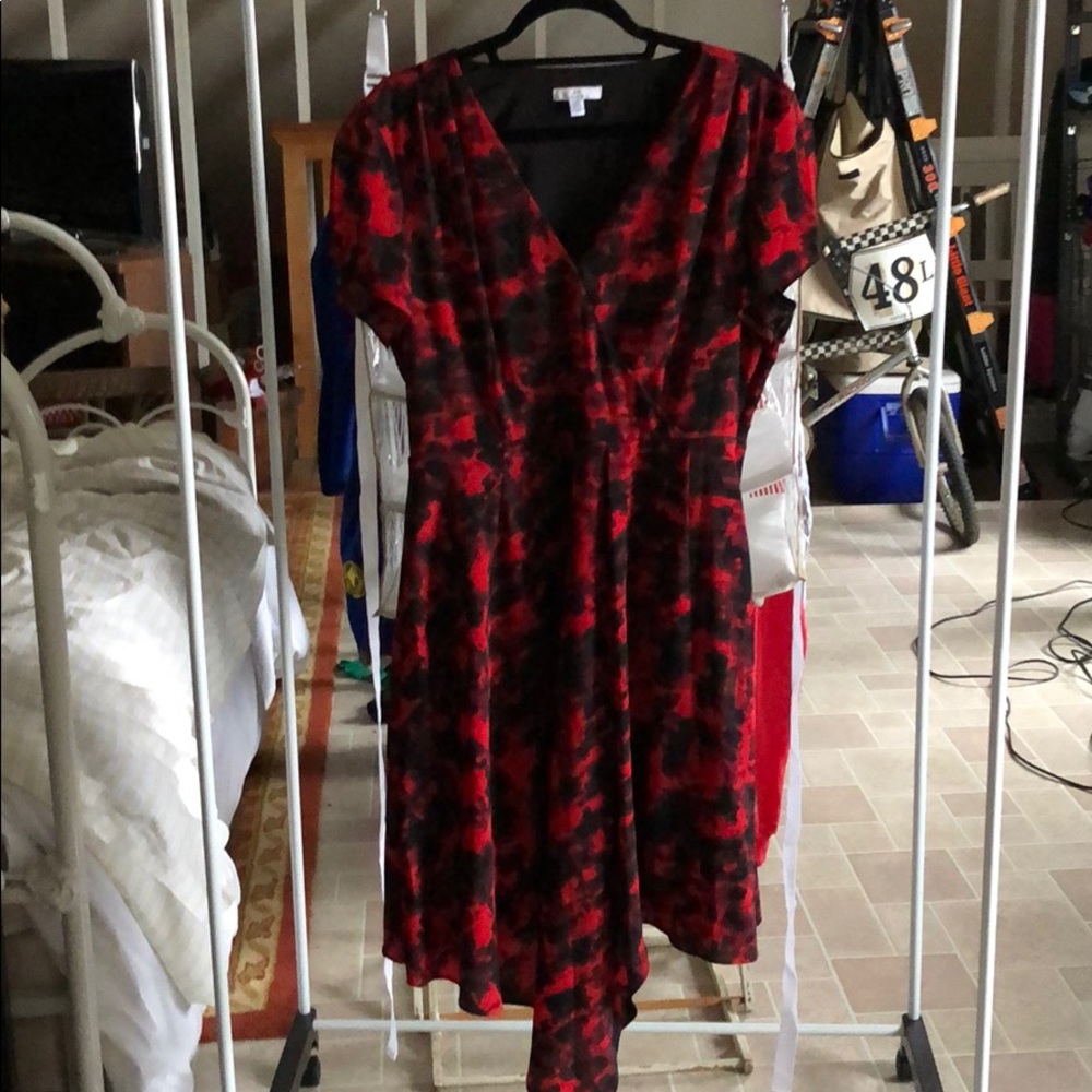 Red Halston midi dress, NEVER WORN.